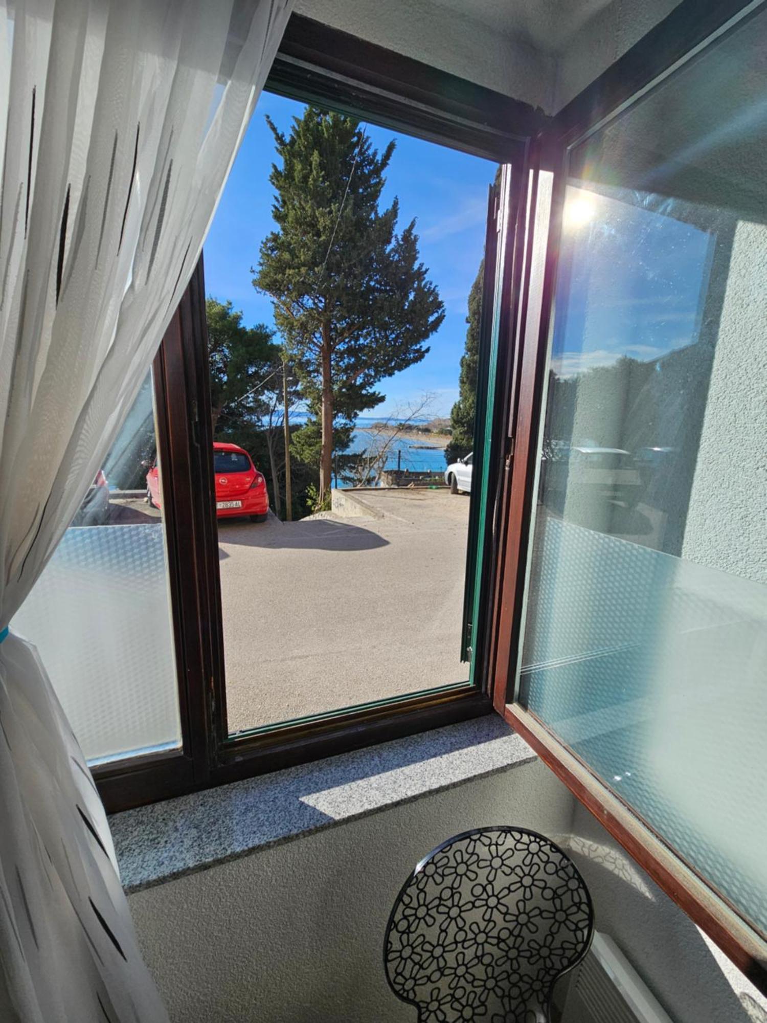 Morska Postelja - Sea Bed Lägenhet Omiš Exteriör bild